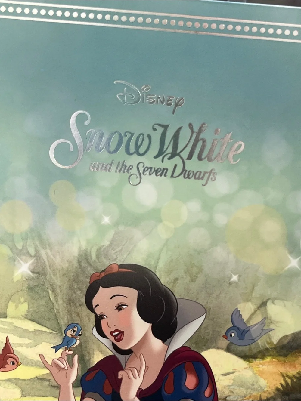 NEW!  Disney Snow White Makeup Palette — Teal, Blue, Red, Yellow Artwork
